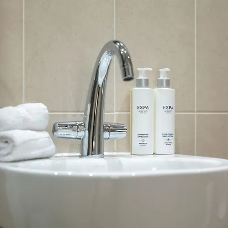 City Centre Apartment Эдинбург Экстерьер фото
